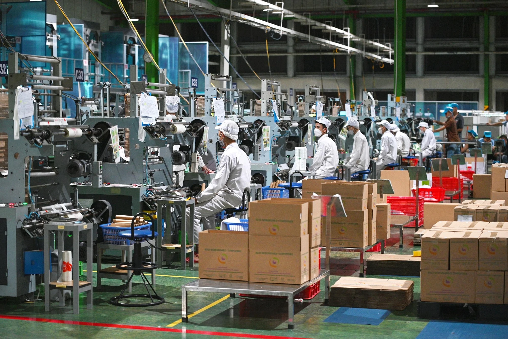 Thị trường TMĐT B2C vẫn còn nhiều tiềm năng cho doanh nghiệp Việt. Ảnh trong bài: Nhà máy sản xuất của thương hiệu AnEco. Ảnh: TH Thị trường TMĐT B2C vẫn còn nhiều tiềm năng cho doanh nghiệp Việt. Ảnh trong bài: Nhà máy sản xuất của thương hiệu AnEco. Ảnh: TH
