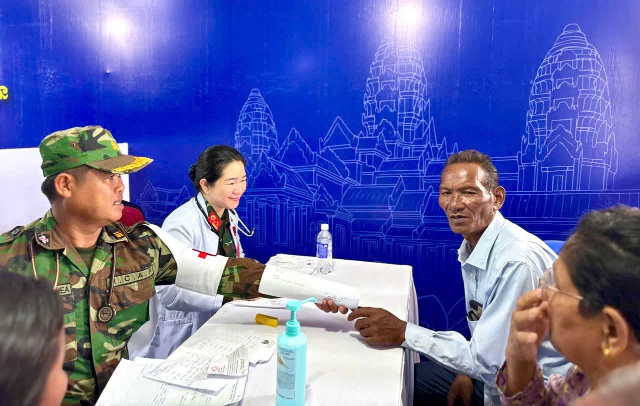 gen-n-quan-y-viet-nam-campuchia.jpg