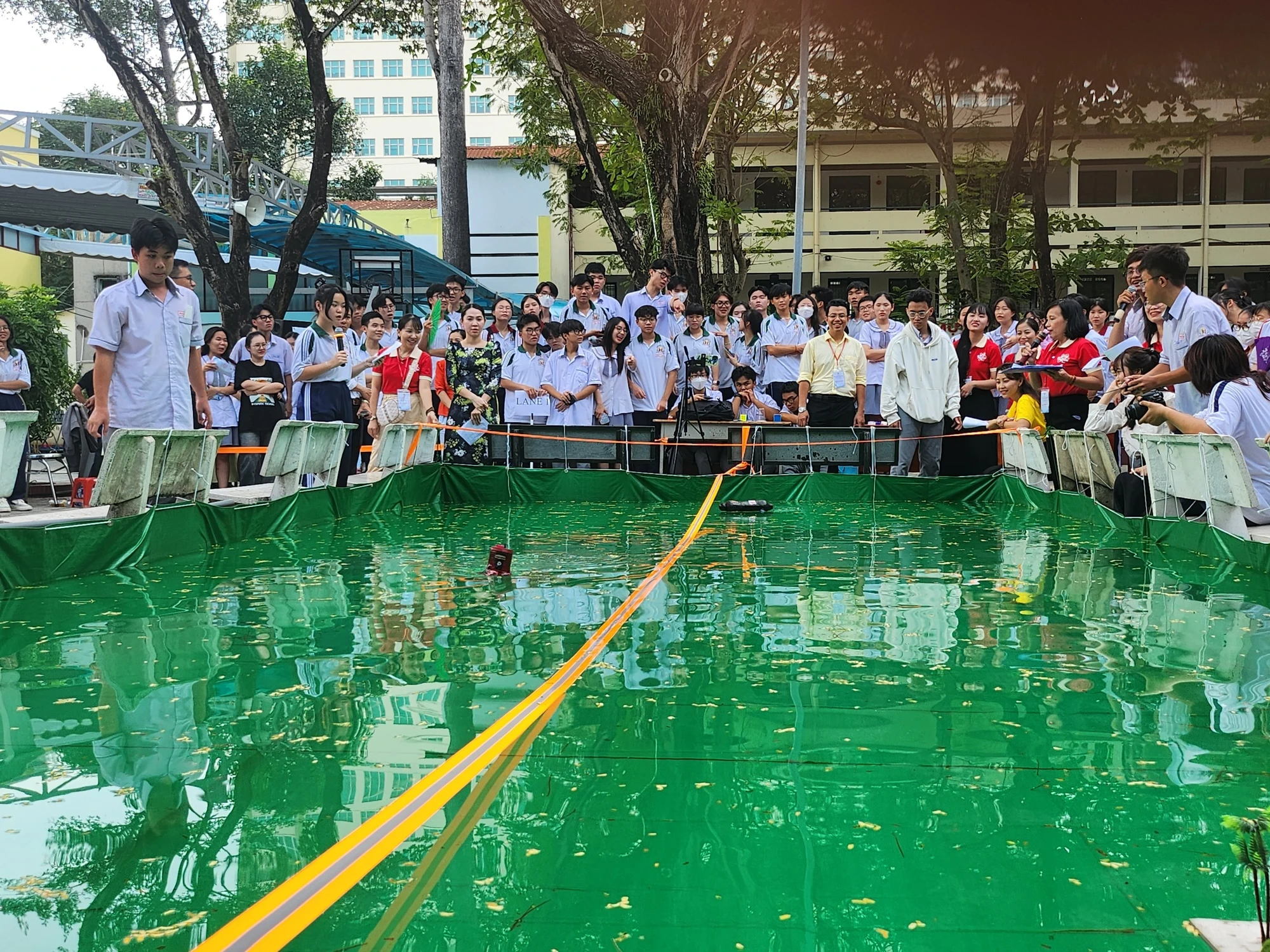 thiết kế mô hình tàu ngầm