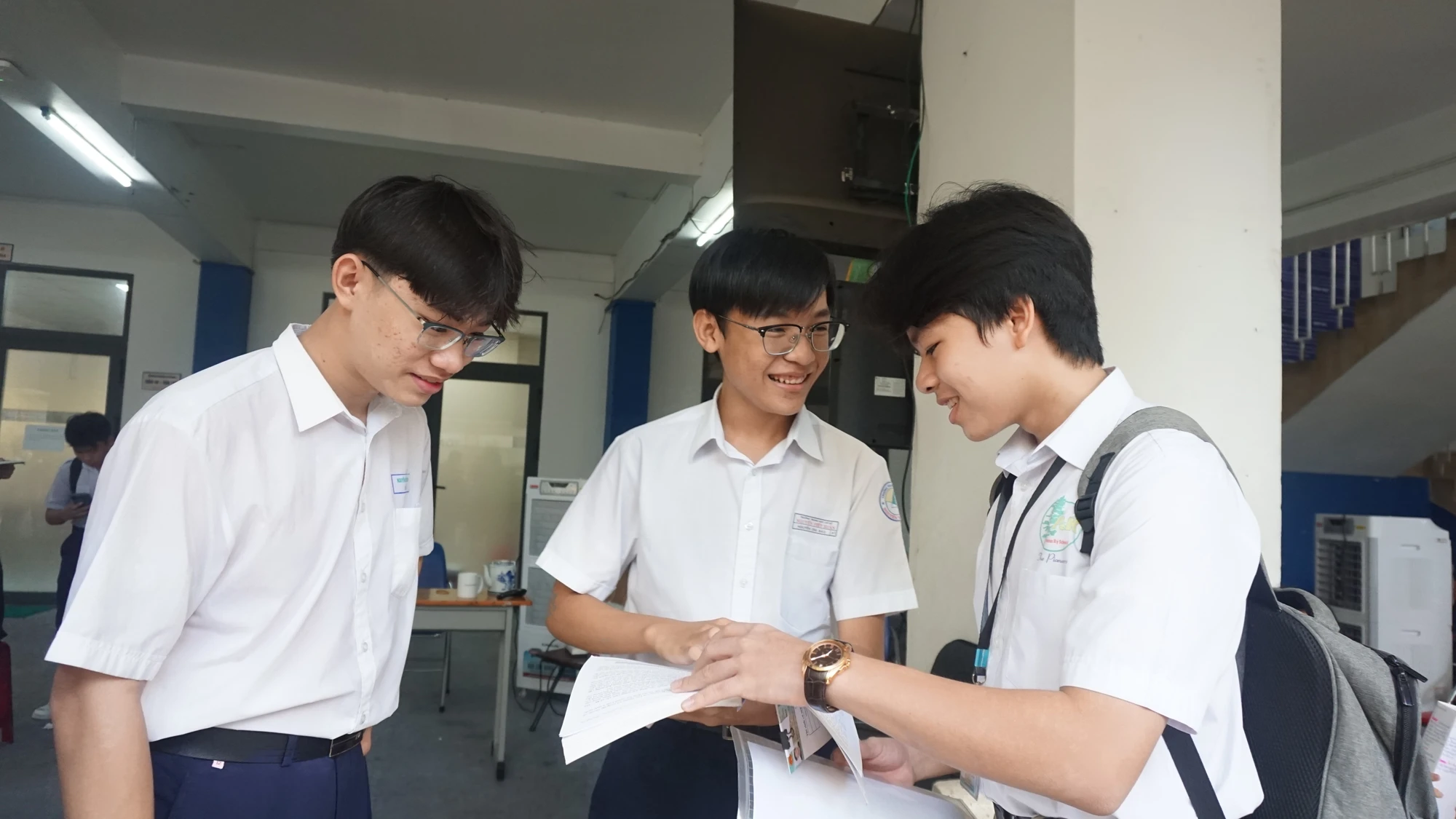 Gần 4.000 thí sinh bước vào 'cuộc đua' lớp 10 Trường Phổ thông Năng khiếu