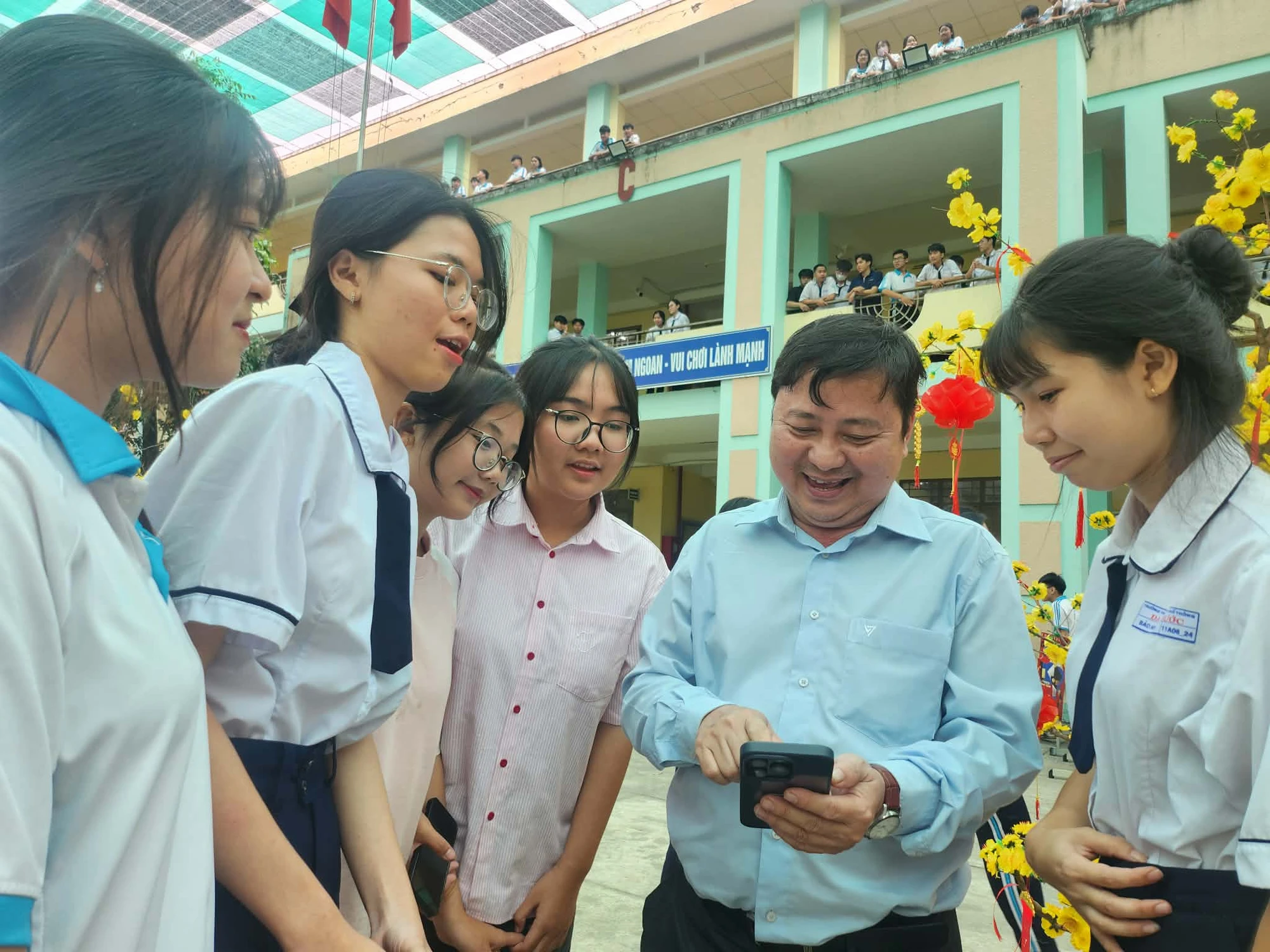 truong-thpt-da-phuoc-1.jpg
