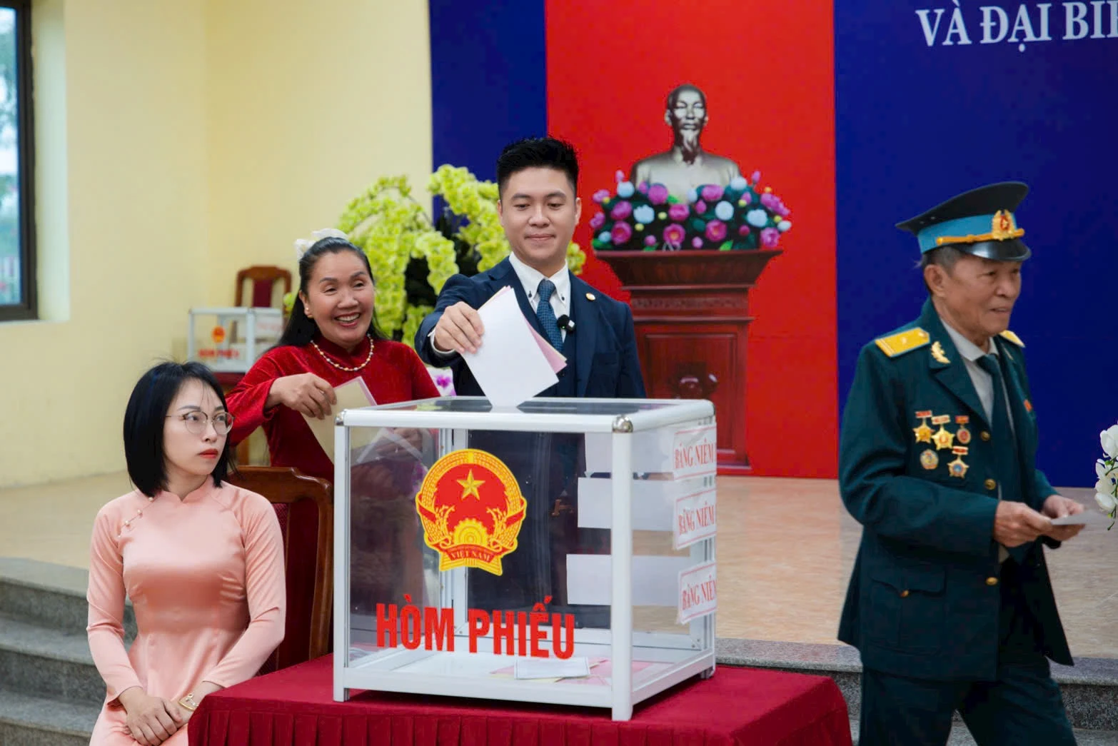ong-nguyen-duy-anh_bau-cu.jpg