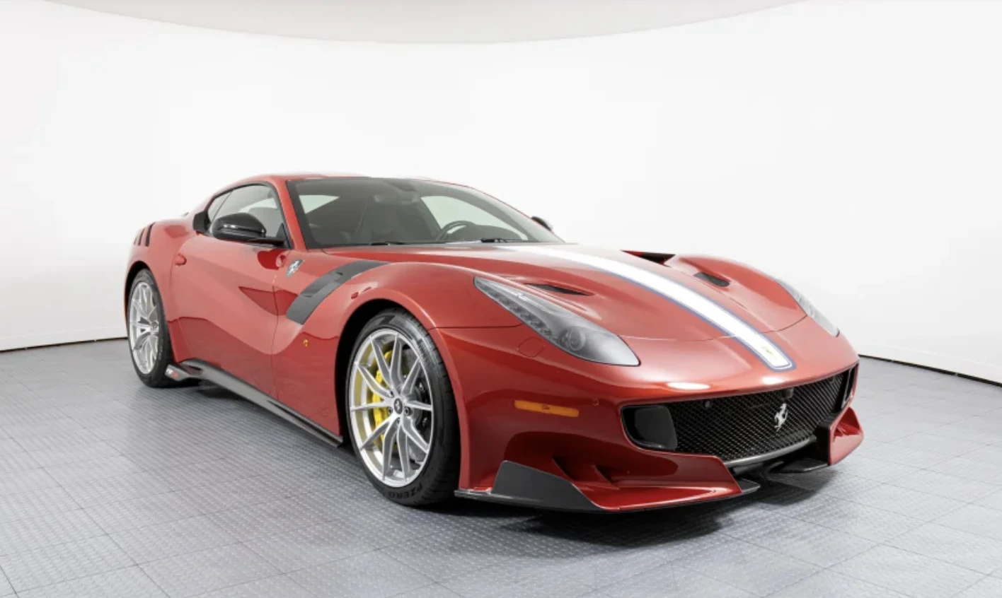 Ferrari F12tdf 2016: 1.550.000$