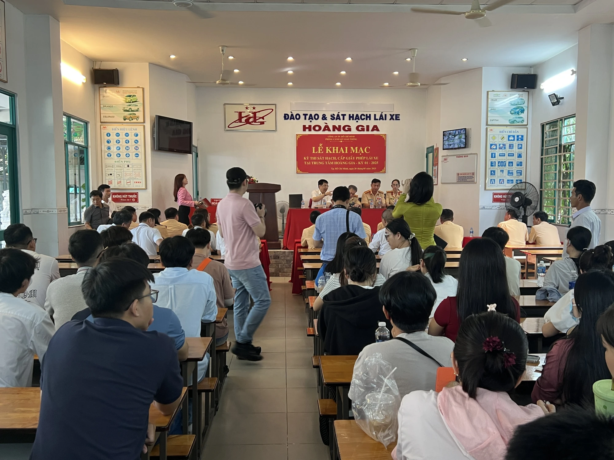 sát hạch lái xe