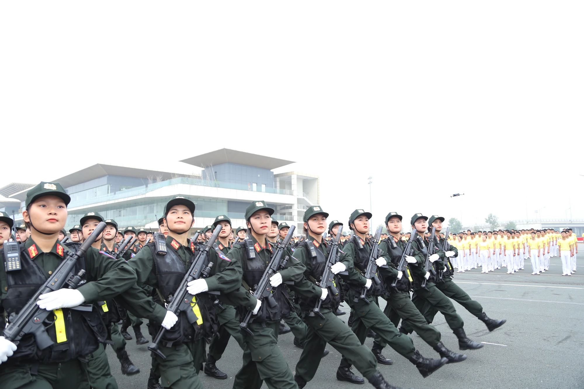 CSCD-tong-duyet-le-ky-niem-50-nam-ngay-thanh-lap-4.JPG