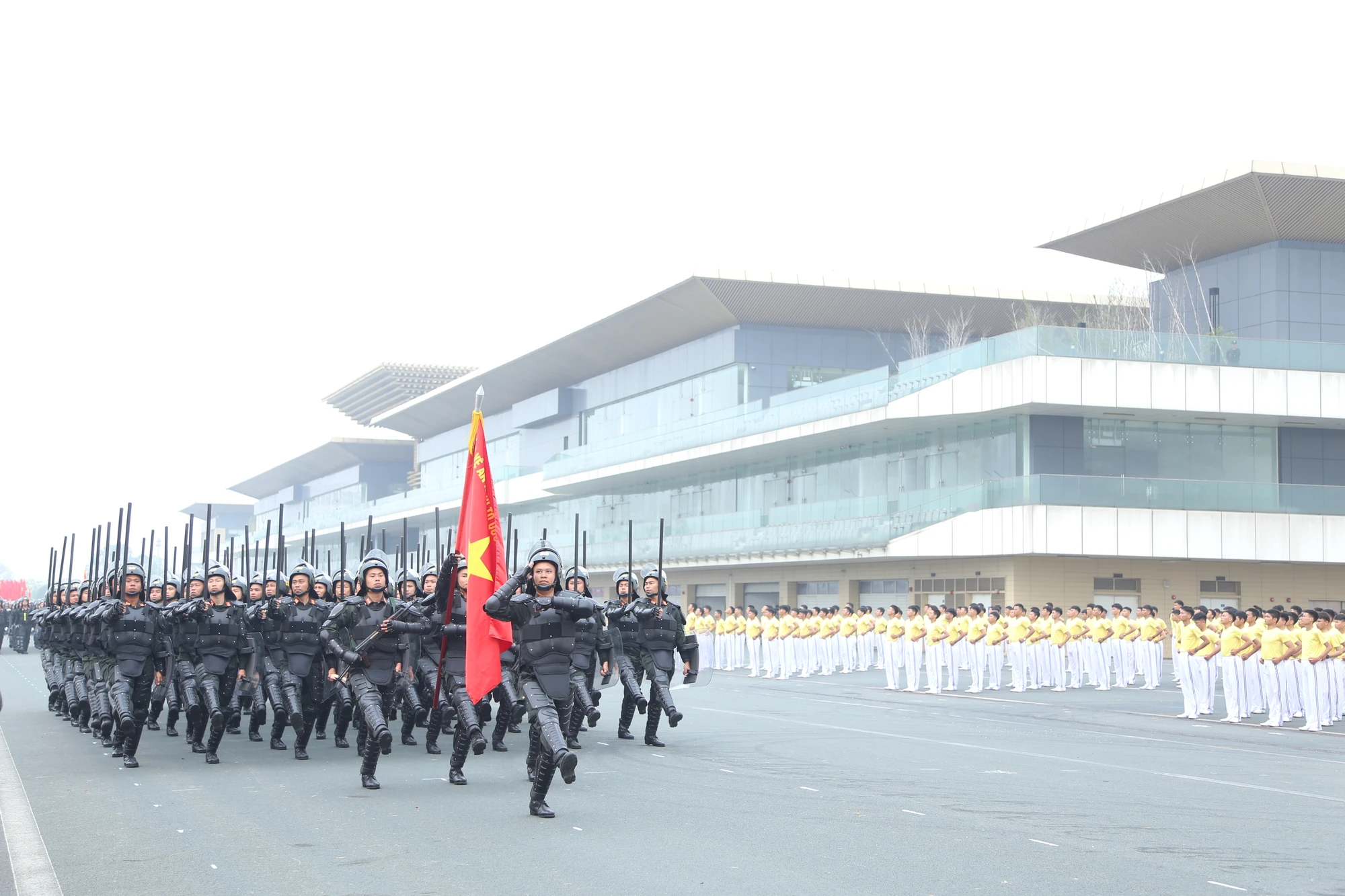 CSCD-tong-duyet-le-ky-niem-50-nam-ngay-thanh-lap-7.JPG