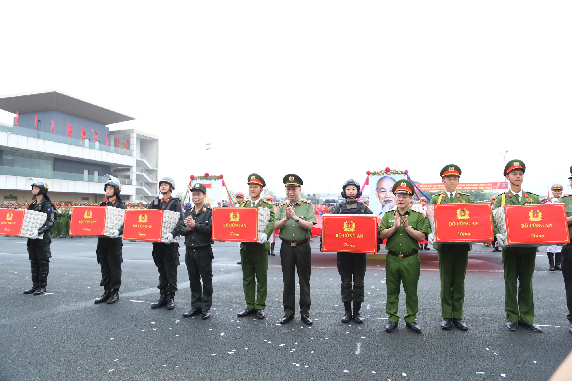 Bo-truong-To-Lam-thi-sat-tong-duyet-16.JPG