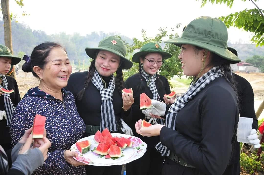 Nu-du-kich-mien-nam-13.jpg