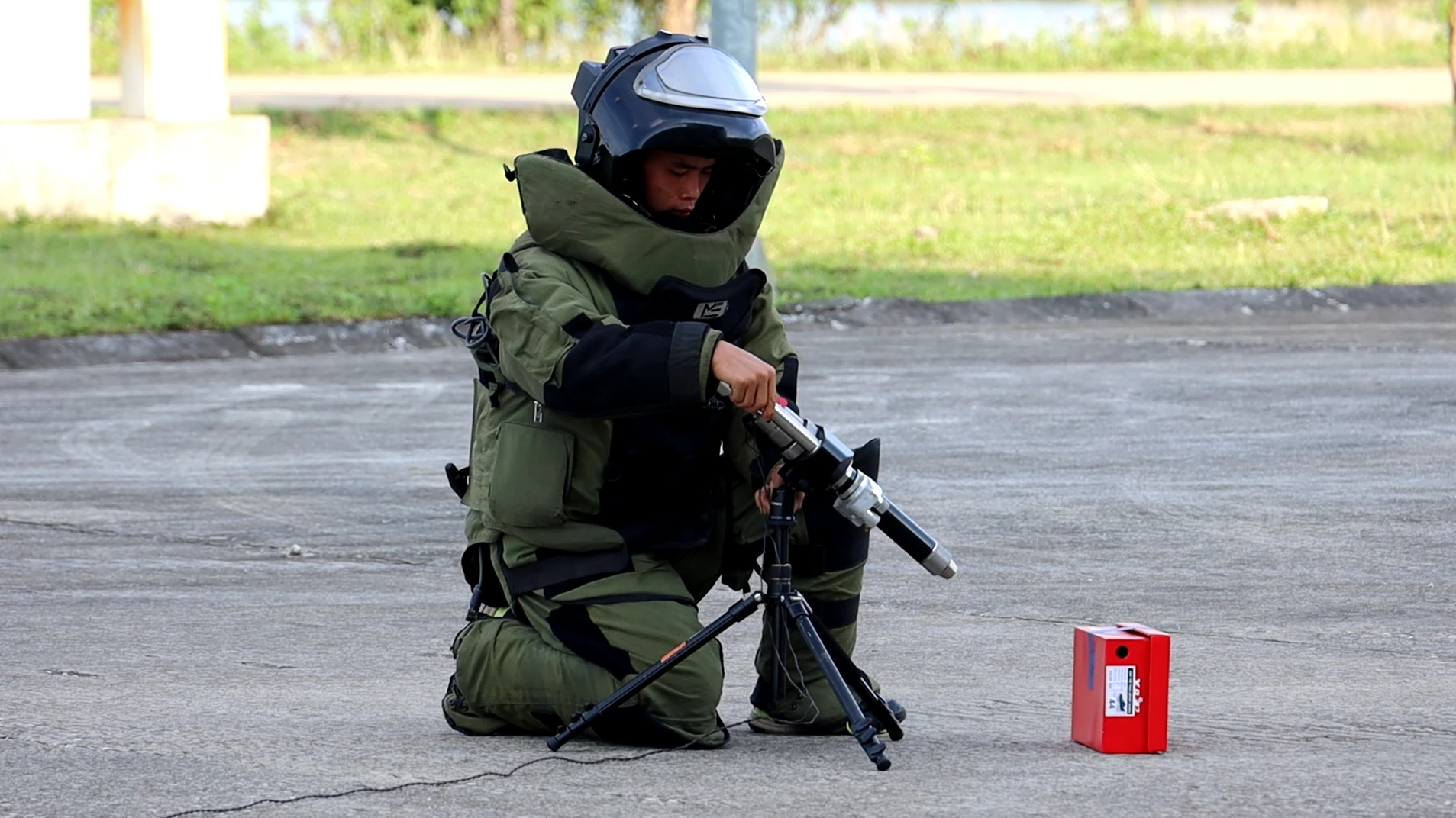 Can-canh-Canh-sat-dac-nhiem-ren-quan-chong-khung-bo-17.png
