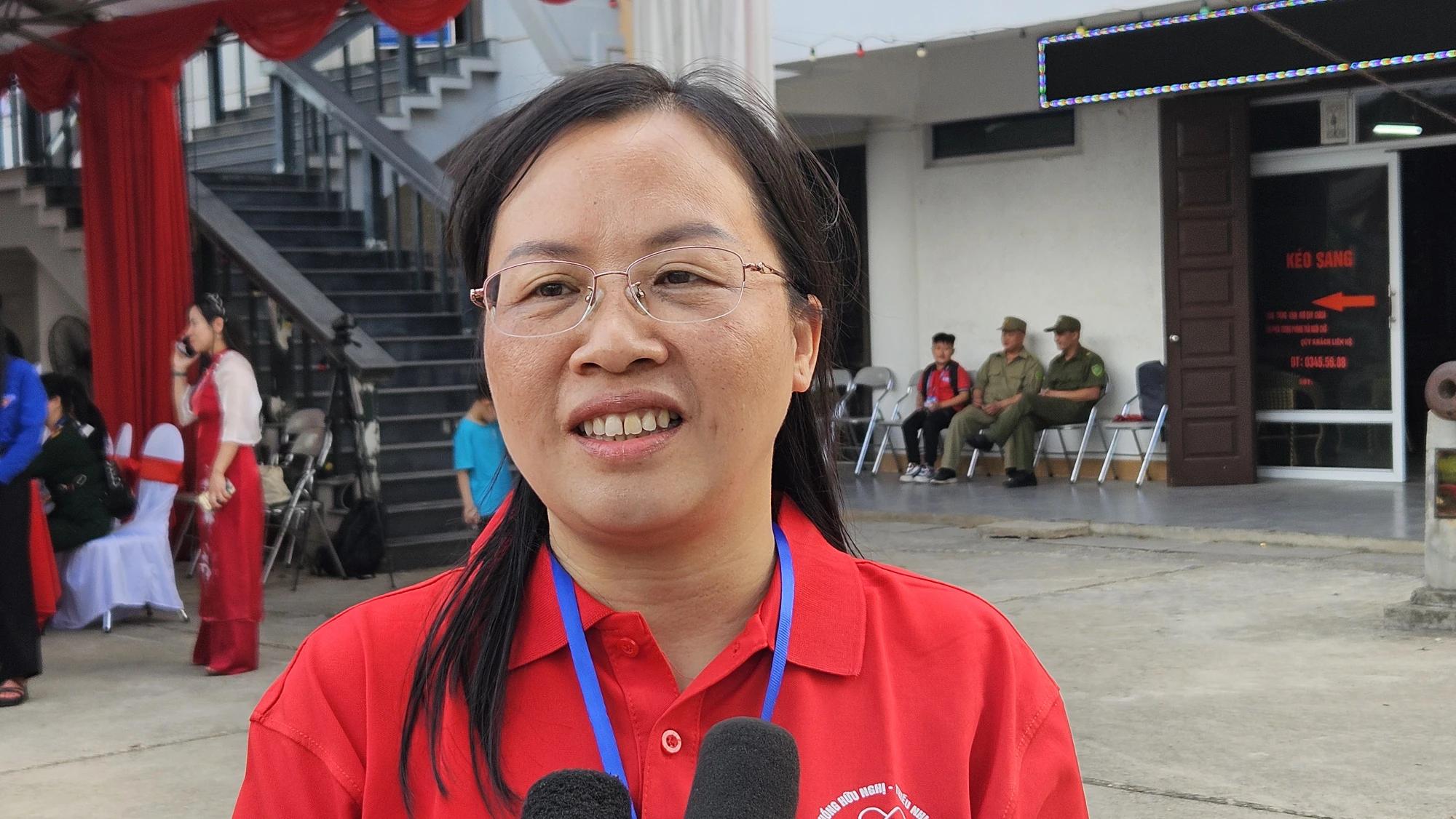 Giao-luu-hoc-sinh-bien-gioi-Viet-Nam-Trung-Quoc-12.jpg