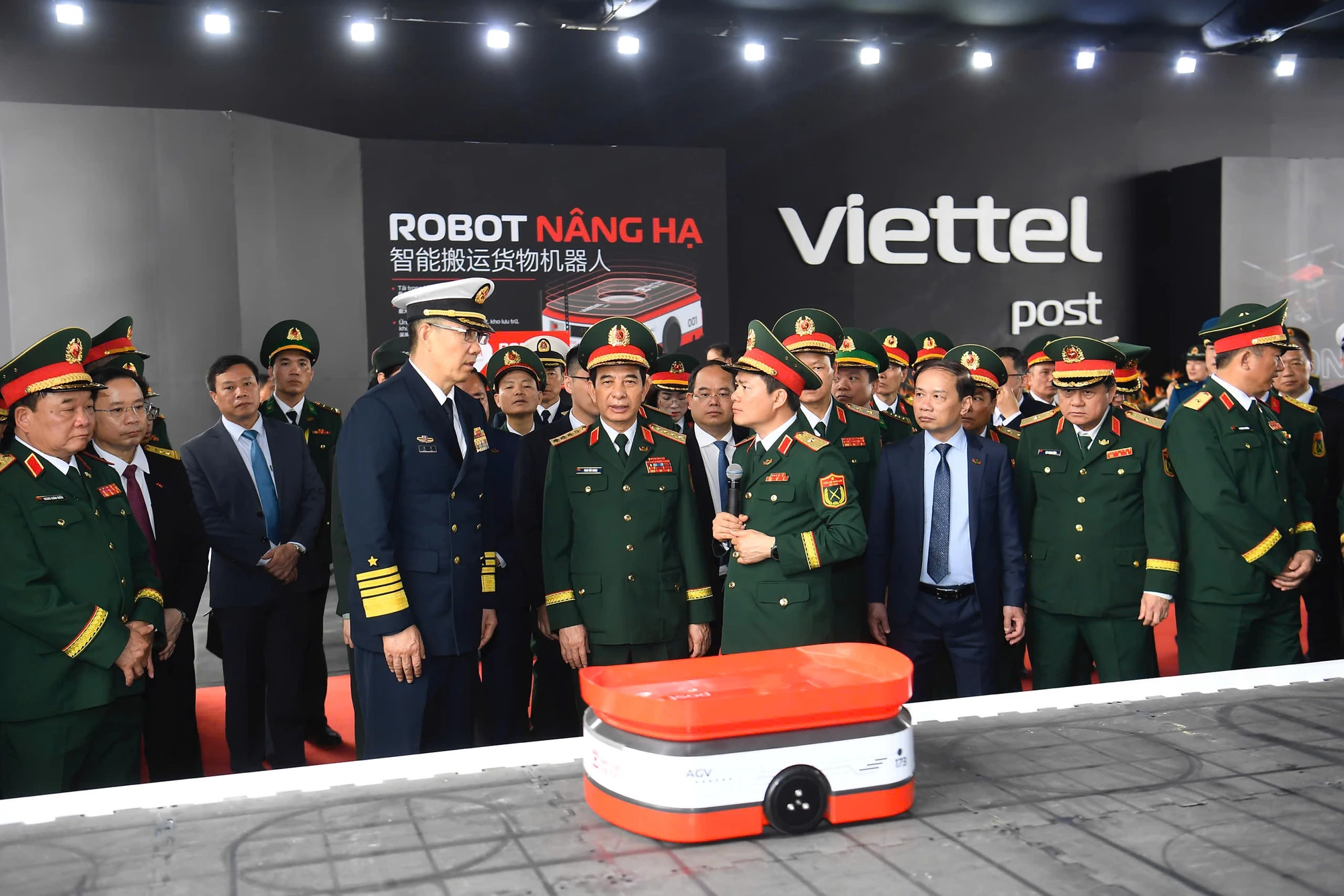Viet-Nam-kien-dinh-giai-quyet-bang-bien-phap-hoa-binh-van-de-Bien-Dong-15.jpg
