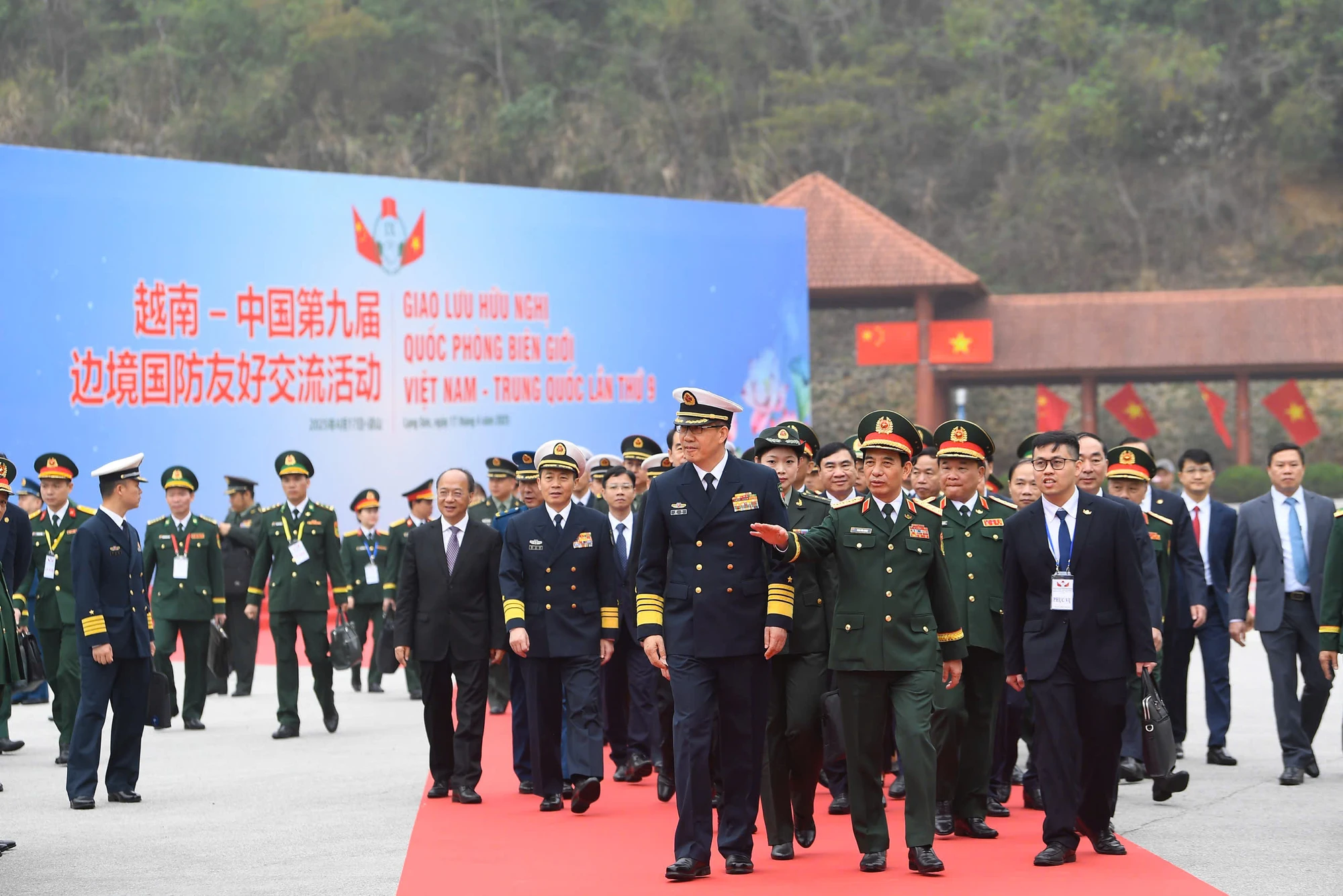 Viet-Nam-kien-dinh-giai-quyet-bang-bien-phap-hoa-binh-van-de-Bien-Dong-7.jpg