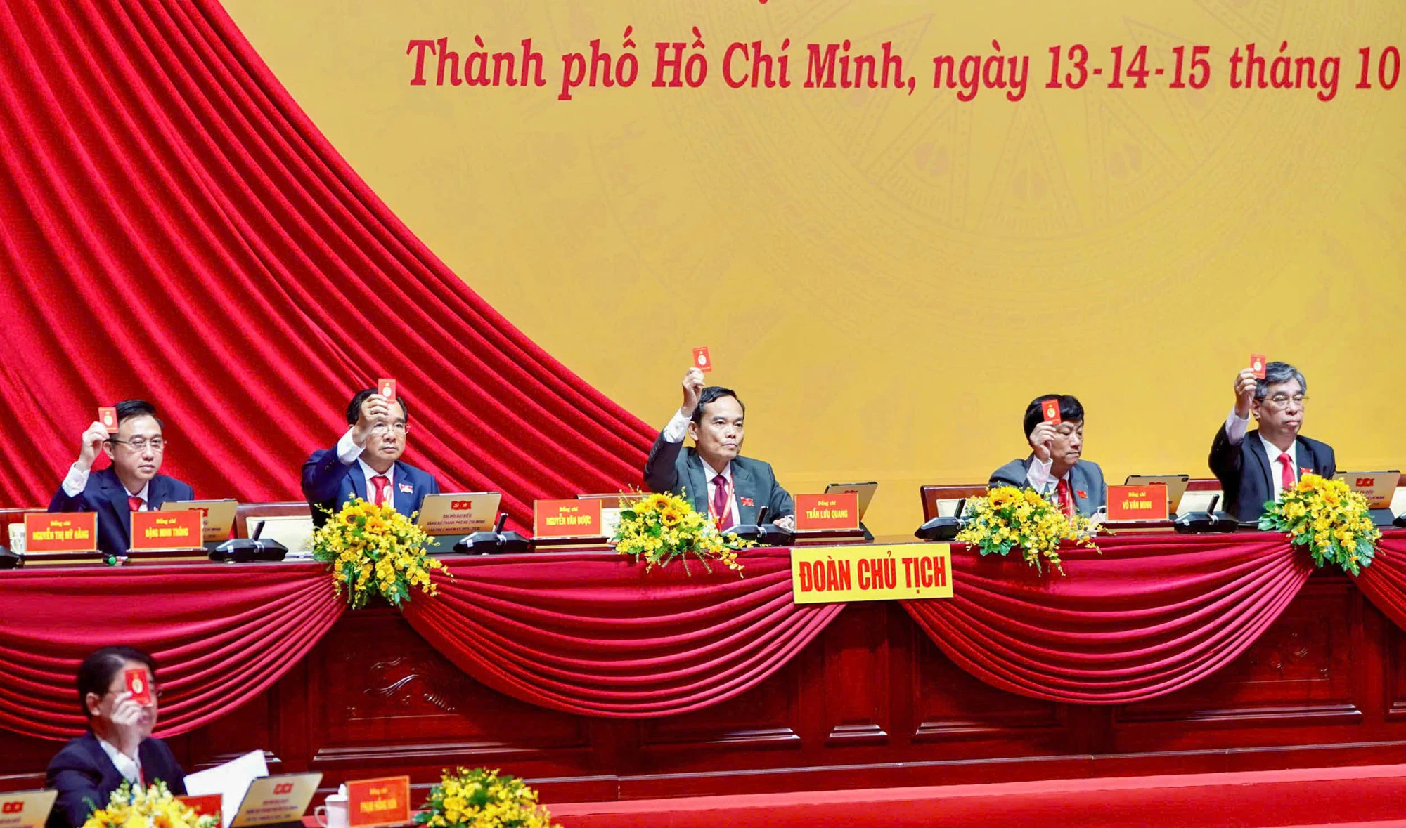 Toàn cảnh phiên trù bị Đại hội đại biểu Đảng bộ TP.HCM lần thứ I