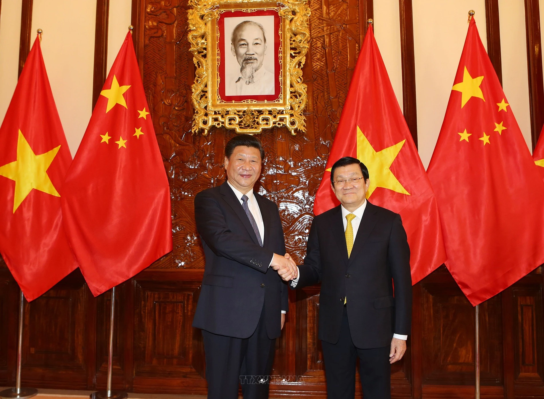 nhin-lai-bon-lan-ong-tap-can-binh-tham-viet-nam-5.jpg