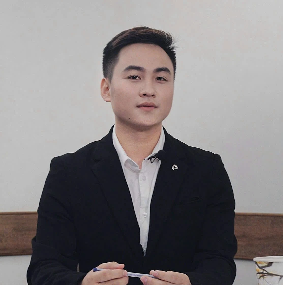Nguyen Dinh Manh.jpg