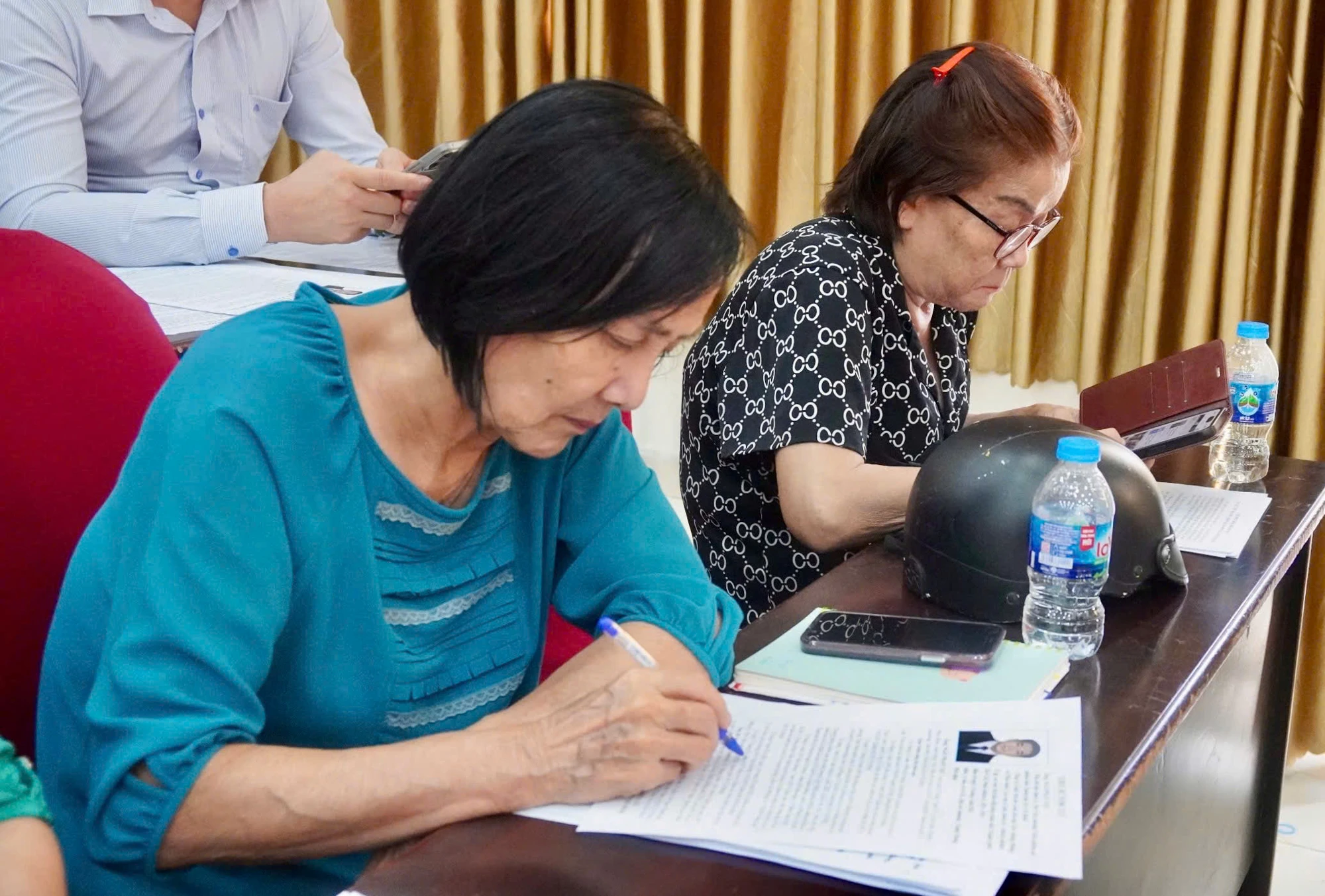 ung-cu-vien-hdnd-tp-hcm-ngo-pham-viet-tang-cuong-chi-dao-voi-phuong-cham-khong-co-vung-cam-khong-co-ngoai-le-5.jpg