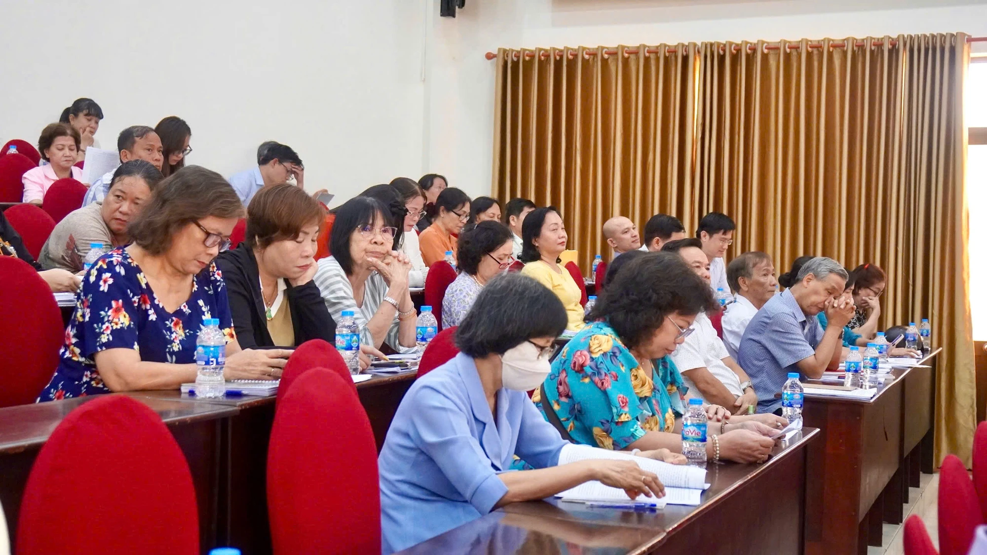 ung-cu-vien-hdnd-tp-hcm-ngo-pham-viet-tang-cuong-chi-dao-voi-phuong-cham-khong-co-vung-cam-khong-co-ngoai-le-6.jpg
