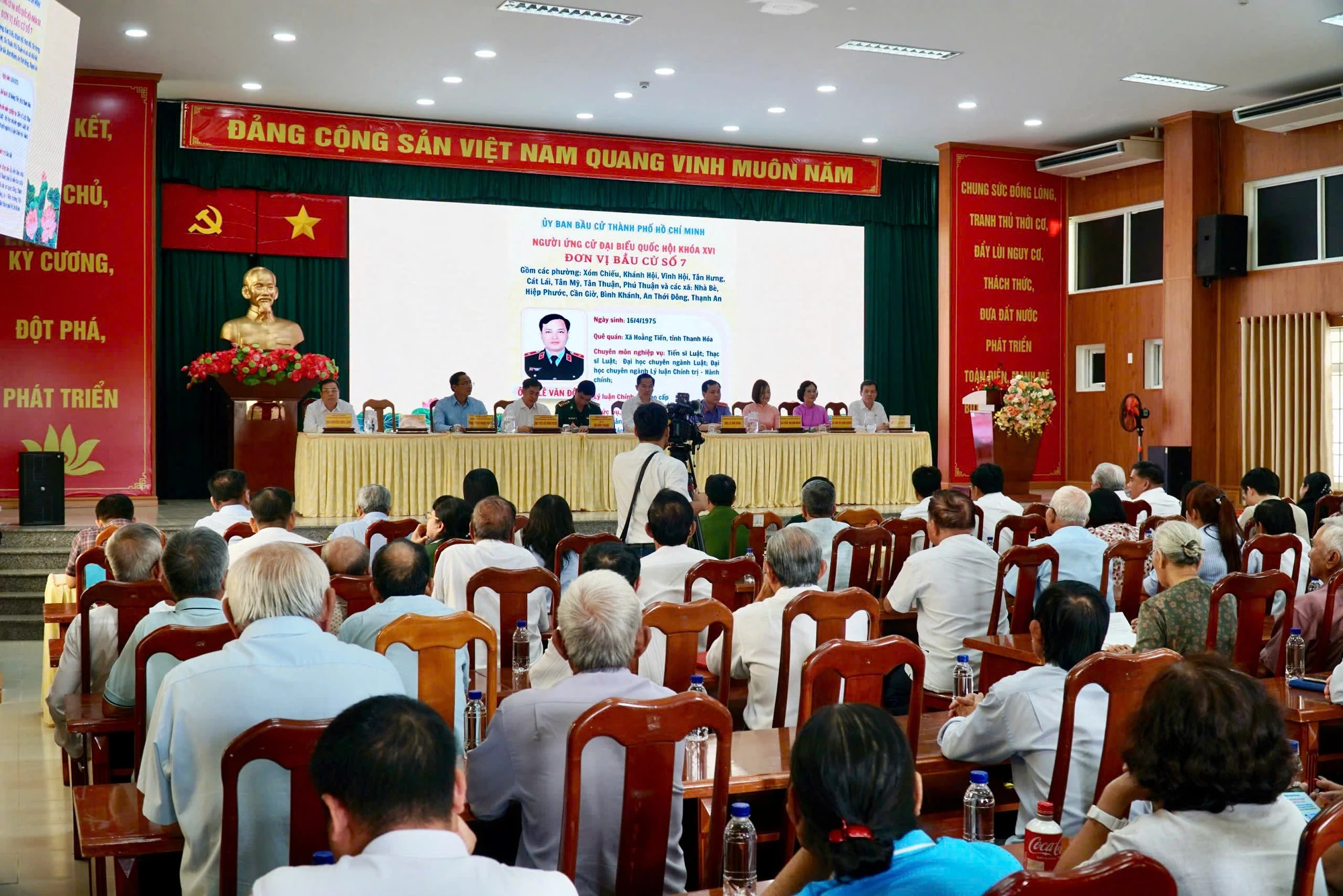 cu-tri-xa-can-gio-mong-ung-cu-vien-dqbh-hoan-thien-phap-luat-dam-bao-thu-hoi-tai-san-tham-nhung.jpg