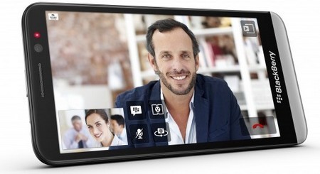 Smartphone mạnh mẽ nhất của BlackBerry bị từ chối phân phối ngay tại “quê nhà”
