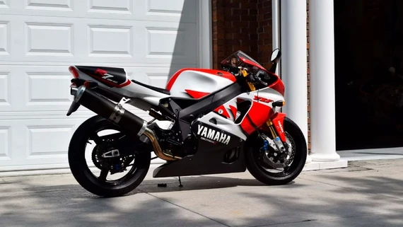 Yamaha R7 OW02 1999. Ảnh: Topspeed. Top-mau-xe-may-Yamaha-co-dien-dang-gia-ca-gia-tai-Yamaha R7 OW02 1999.JPG