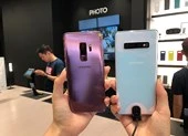 ‘Mổ bụng’ Samsung Galaxy S10 Plus đầu tiên tại Việt Nam ảnh 6 Đặt trước Galaxy S10/S10 Plus nhận quà 10 triệu