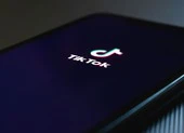 Google và Apple tạm thời đóng cửa văn phòng tại Trung Quốc ảnh 1 TikTok có thực sự là mối đe dọa an ninh quốc gia?