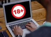 Mẹo để mắt kính ít bám hơi nước khi đeo khẩu trang và lái xe ảnh 4 Cách ngăn chặn con trẻ truy cập vào website nhạy cảm khi ở nhà