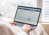 Cách bật tính năng Dark mode của Facebook trên mọi thiết bị ảnh 1 Mất tài khoản Facebook vì email cảnh báo vi phạm bản quyền