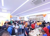 3 mẫu điện thoại giảm giá mạnh trong ngày 11-11 ảnh 1 Robot hút bụi và máy lọc không khí giảm giá đến 57%