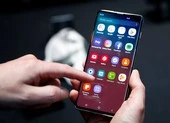Lộ diện mẫu smartphone giá 2,8 triệu, màn hình 6,82 inch, pin 6.000 mAh ảnh 3 Cách ẩn nhanh các ứng dụng riêng tư trên điện thoại Samsung