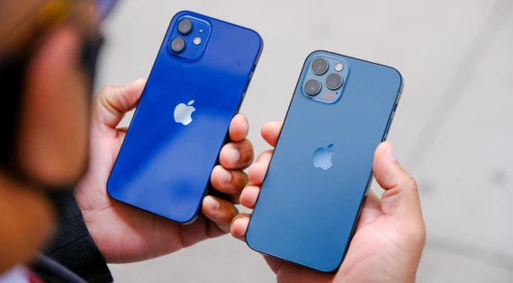 iPhone 12 bị cấm bán tại Pháp. Ảnh: Chris Velazco/Engadget ảnh 2 iPhone 12 bị cấm bán tại Pháp