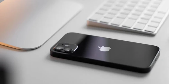 Phần mềm gián điệp Pegasus nhắm mục tiêu đến người dùng iPhone. Ảnh minh họa ảnh 2 Phần mềm gián điệp Pegasus nhắm mục tiêu đến người dùng iPhone