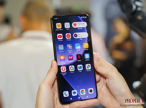 Xiaomi 13T series sở hữu phần cứng mạnh và nhiều tính năng vốn chỉ có trên các dòng smartphone cao cấp. Ảnh: TIỂU MINH Xiaomi 13T series sở hữu phần cứng mạnh và nhiều tính năng vốn chỉ có trên các dòng smartphone cao cấp. Ảnh: TIỂU MINH