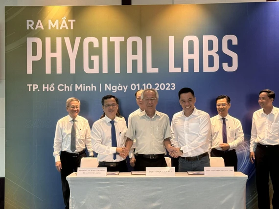 Phygital Labs cũng ký biên bản ghi nhớ hợp tác. Phygital Labs cũng ký biên bản ghi nhớ hợp tác.