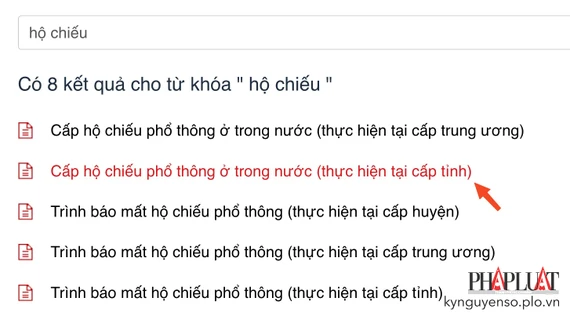 Chọn dịch vụ cấp hộ chiếu phổ thông ở trong nước. Ảnh: MINH HOÀNG Chọn dịch vụ cấp hộ chiếu phổ thông ở trong nước. Ảnh: MINH HOÀNG