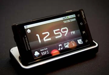 Motorola Droid vẫn dẫn đầu "binh đoàn" Android ảnh 1 Motorola Droid vẫn dẫn đầu "binh đoàn" Android ảnh 1