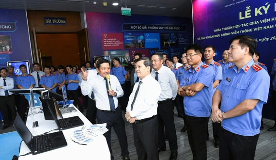Tổng giám đốc VNPT Huỳnh Quang Liêm giới thiệu về hệ sinh thái số của VNPT vnpt2_.jpg