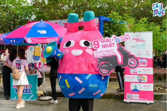 Có gần 10.000 thuê bao đã quay vòng quay may mắn trên ứng dụng Saymee mobifone 1.jpg