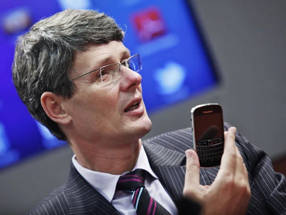 Thorsten Heins là một trong những CEO vất vả nhất của làng công nghệ năm 2013 ảnh 3 Thorsten Heins là một trong những CEO vất vả nhất của làng công nghệ năm 2013 ảnh 3