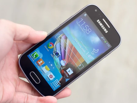 5 smartphone phổ thông đáng chú ý năm 2013 ảnh 1 5 smartphone phổ thông đáng chú ý năm 2013