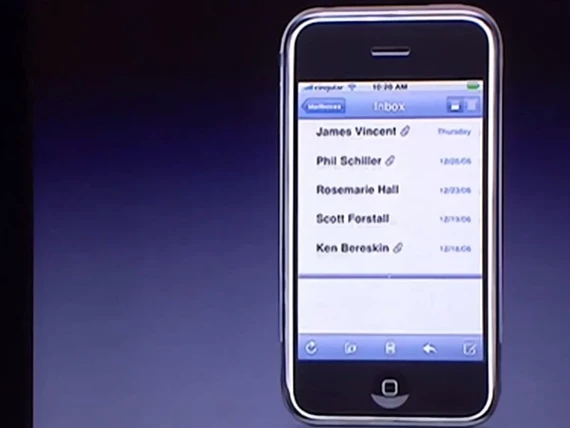 Những bước phát triển của hệ điều hành iOS ảnh 6 Những bước phát triển của hệ điều hành iOS ảnh 6