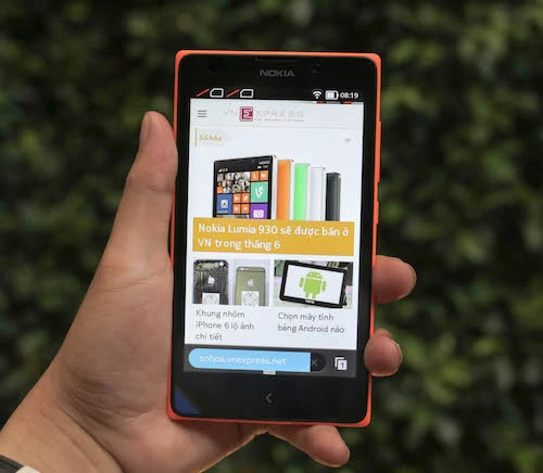 Nokia XL bắt đầu bán, giá 3,7 triệu đồng ảnh 1 IMG-3191-2223-1402389755.jpg