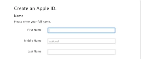 Hướng dẫn cách tạo tài khoản iCloud trước nạn lừa đảo và khoá iPhone ảnh 1 Ở mục Name, người dùng cần điền vào ô trống với Tên, tên lót và họ của mình
