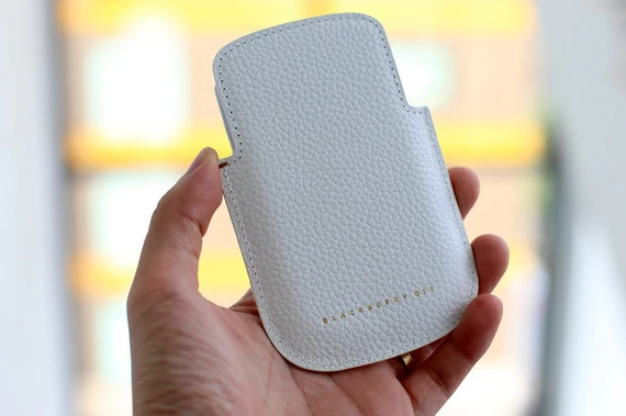 BlackBerry Q10 bản đặc biệt giá 10,9 triệu đồng ảnh 3 BlackBerry Q10 bản đặc biệt giá 10,9 triệu đồng ảnh 3