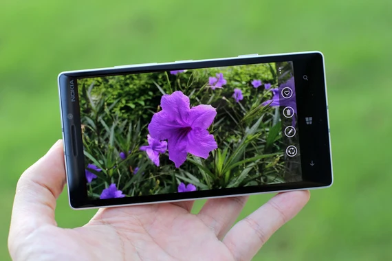 Những smartphone có màn hình đẹp nhất ảnh 3 Những smartphone có màn hình đẹp nhất ảnh 3