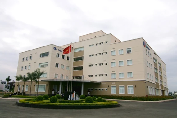 Năm 2011, FPT đưa vào sử dụng khu campus thứ hai là F-Town 1 tại khu Công nghệ cao Quận 9 TP HCM. Năm 2011, FPT đưa vào sử dụng khu campus thứ hai là F-Town 1 tại khu Công nghệ cao Quận 9 TP HCM.