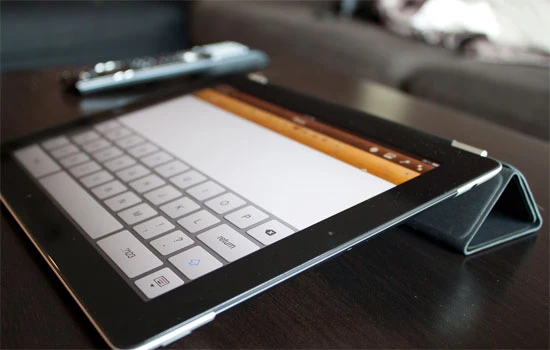 iPad 2 là sản phẩm Apple bị lỗi hở sáng nhiều nhất. Ảnh: GSM. ipad-6769-1408933825.jpg