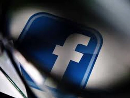 Facebook Messenger trên iOS đang theo dõi nhiều dữ liệu của người dùng Facebook Messenger trên iOS đang theo dõi nhiều dữ liệu của người dùng