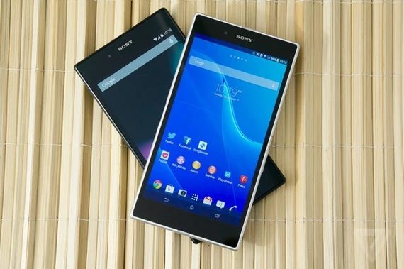 Những phablet như Xperia Z Ultra đều có cấu hình cao, thiết kế đẹp nhưng không dành cho số đông người dùng. Những phablet như Xperia Z Ultra đều có cấu hình cao, thiết kế đẹp nhưng không dành cho số đông người dùng.