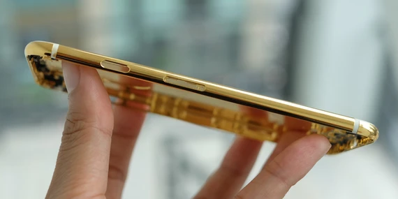 Khung vỏ iPhone 6 mạ vàng xuất hiện tại Việt Nam ảnh 4 Khung vỏ iPhone 6 mạ vàng xuất hiện tại Việt Nam ảnh 4